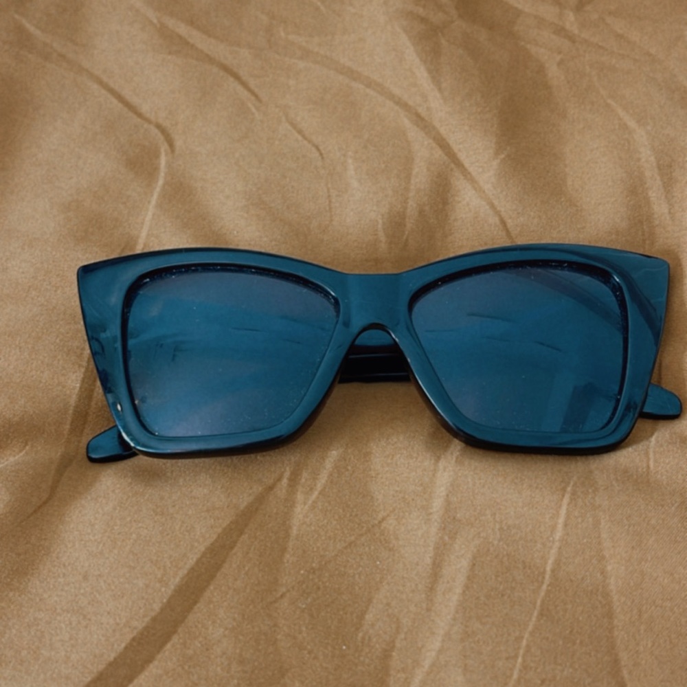 Black sunglasses